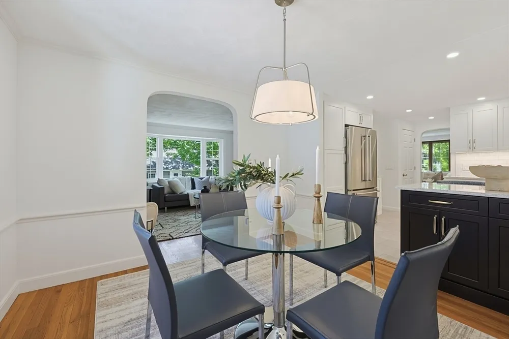 36 Grandview Ave, Melrose, MA 02176