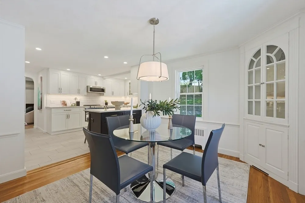 36 Grandview Ave, Melrose, MA 02176