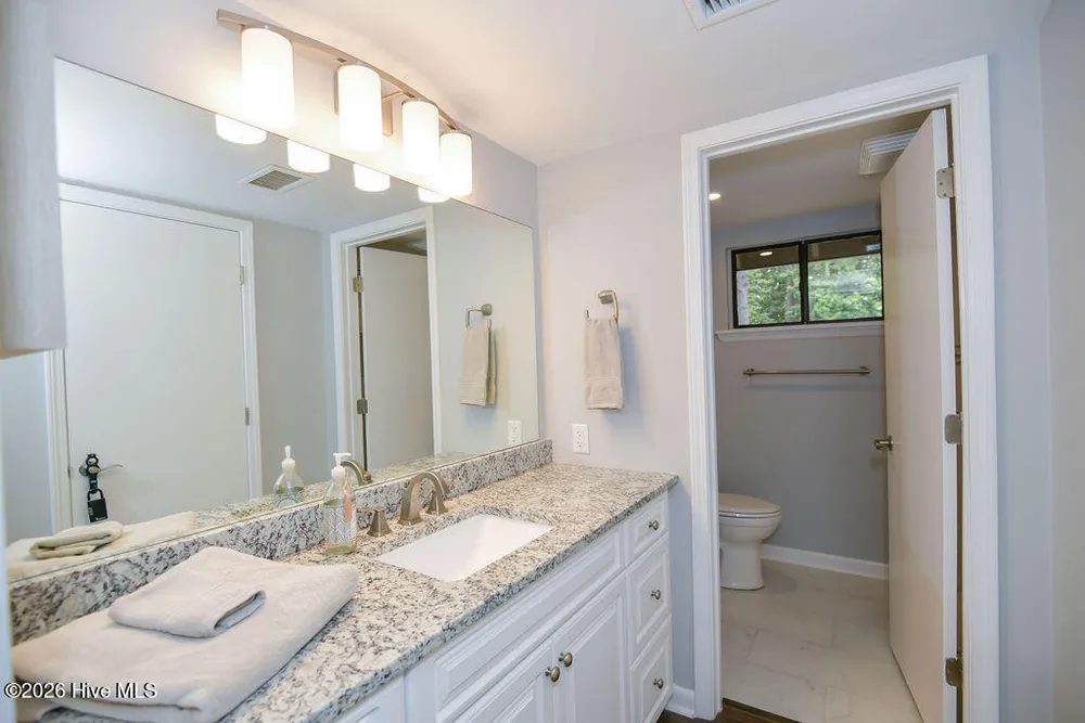 250 Sugar Gum Ln, Pinehurst, NC 28374