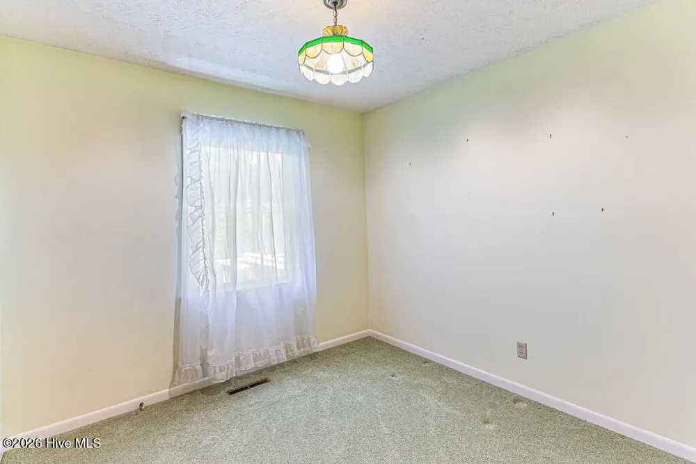 325 Lupin Pl, Southern Pines, NC 28387