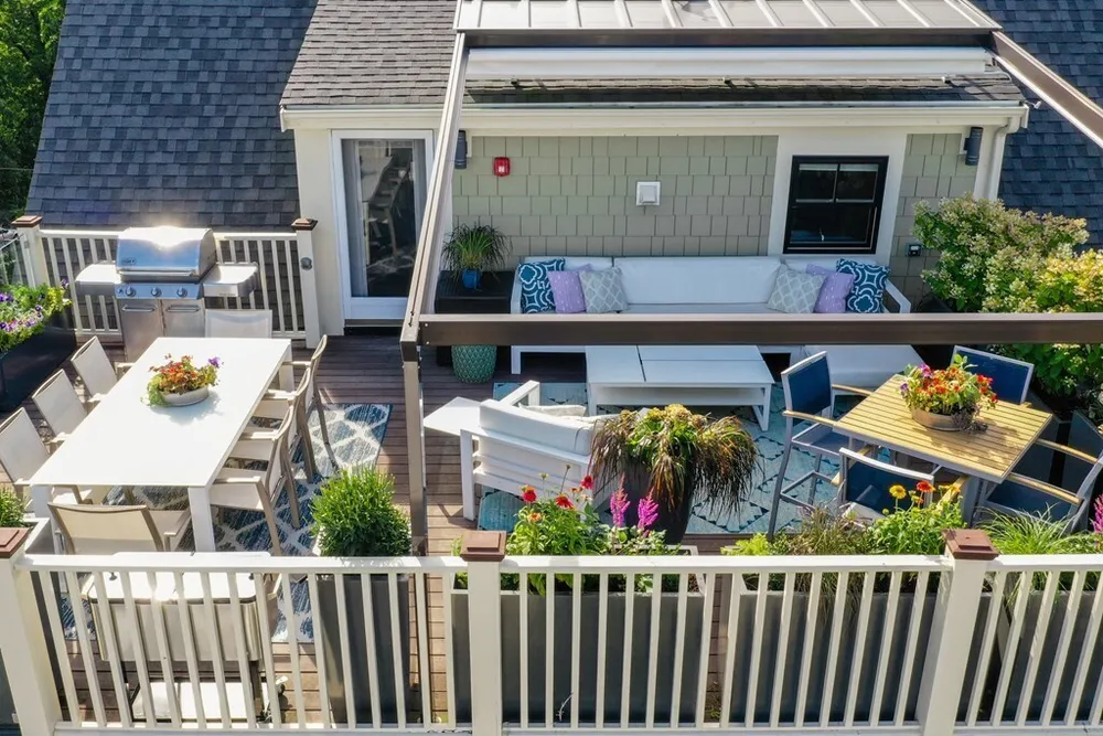 43 Salcombe St, Boston, MA 02125