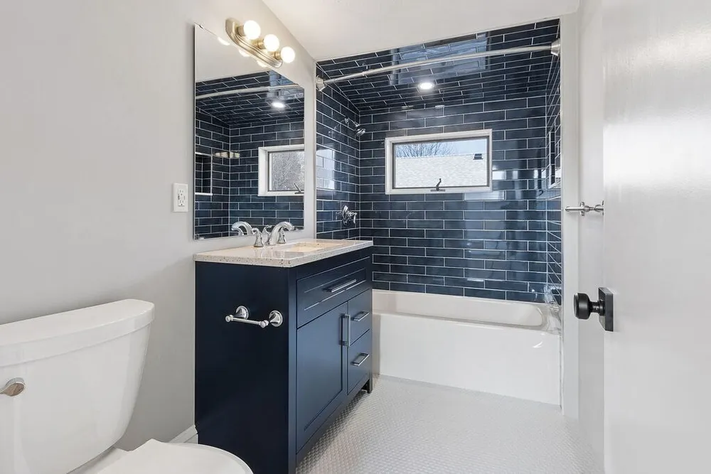 15 George St, Watertown, MA 02472