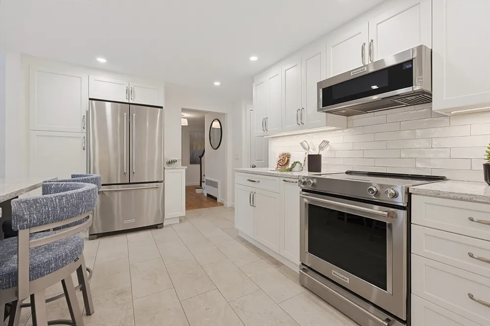 36 Grandview Ave, Melrose, MA 02176