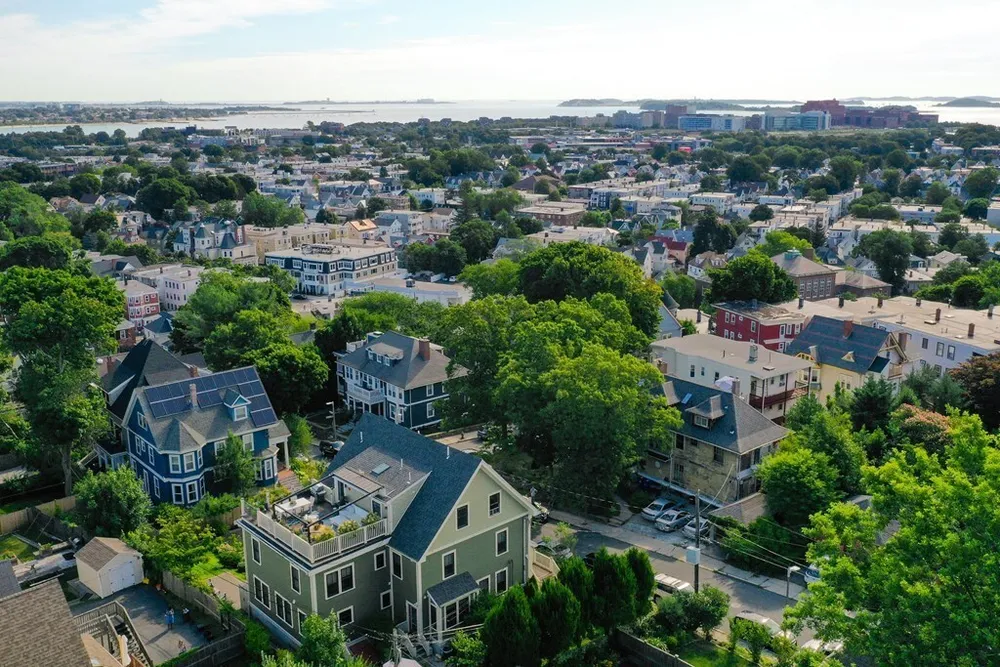 43 Salcombe St, Boston, MA 02125