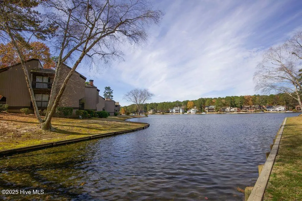 250 Sugar Gum Ln, Pinehurst, NC 28374