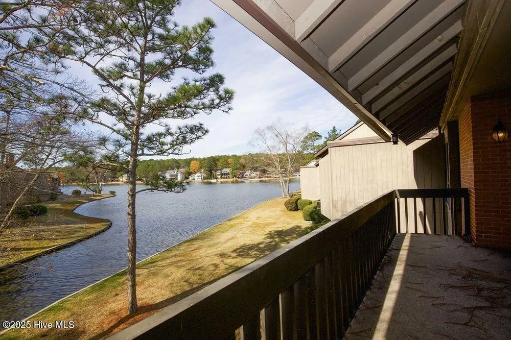 250 Sugar Gum Ln, Pinehurst, NC 28374