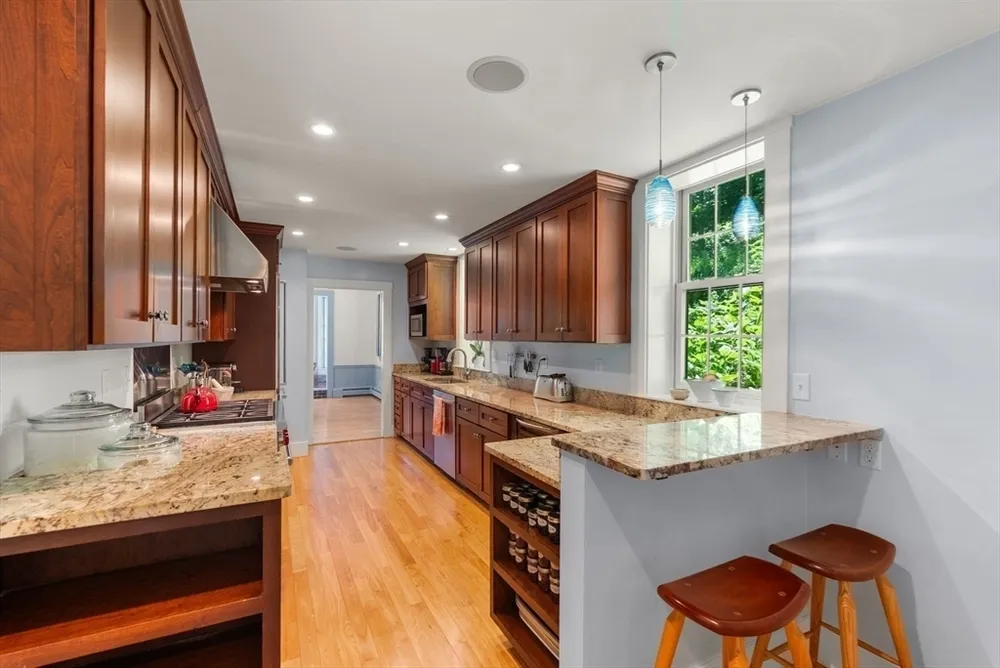 1 Hay Rd, Belmont, MA 02478
