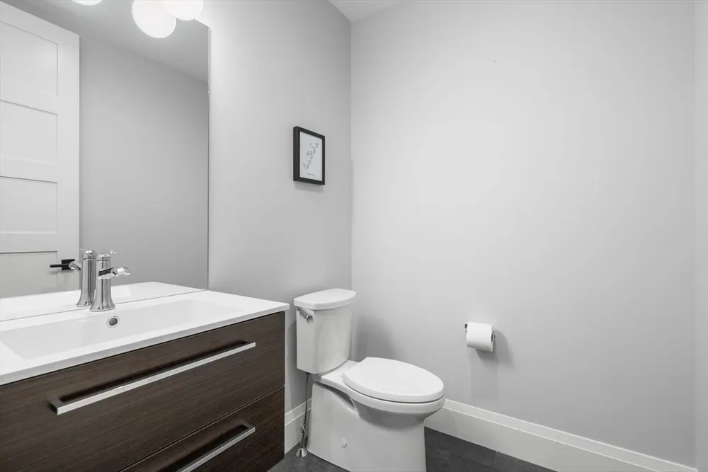 1058 Beacon St, Newton, MA 02459