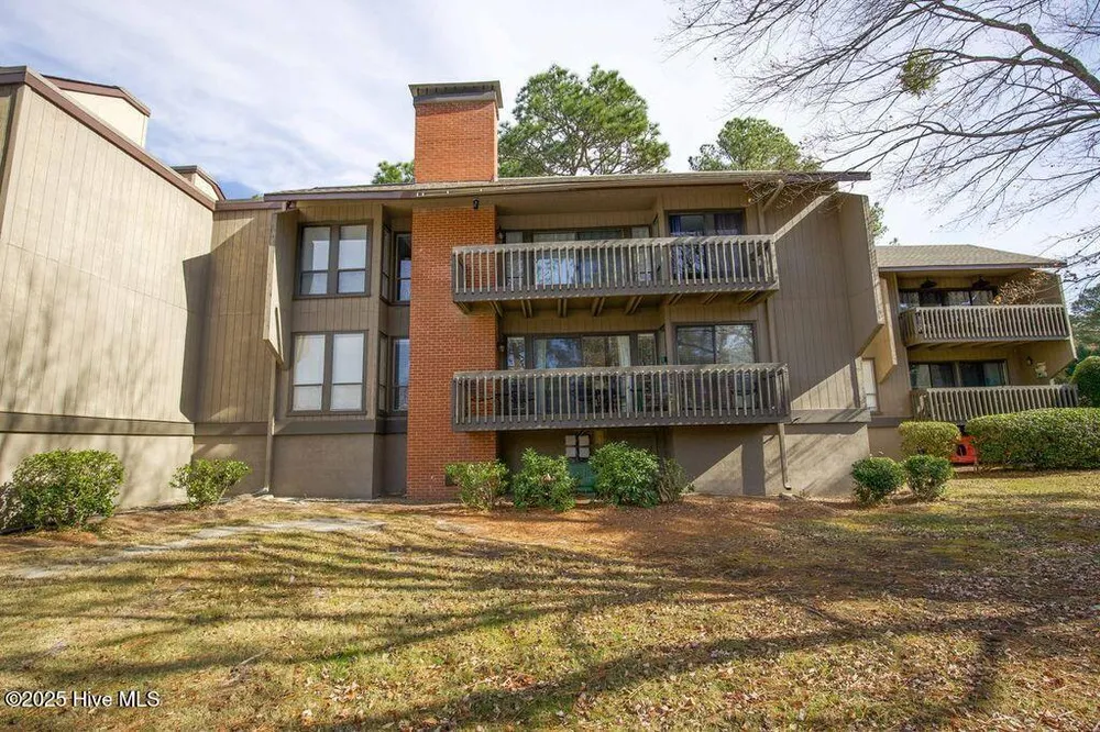 250 Sugar Gum Ln, Pinehurst, NC 28374