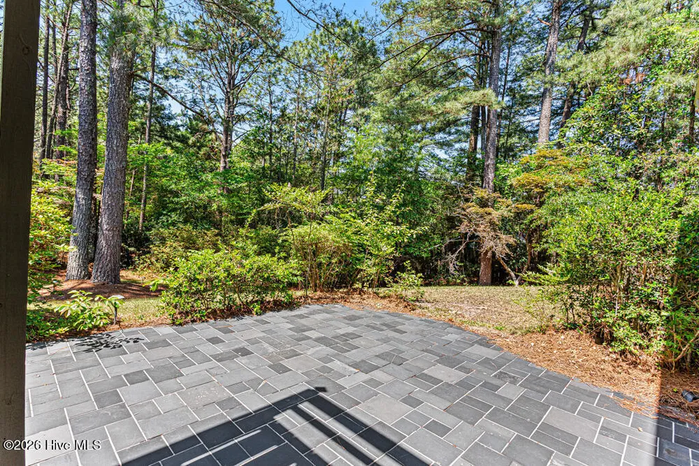 325 Lupin Pl, Southern Pines, NC 28387