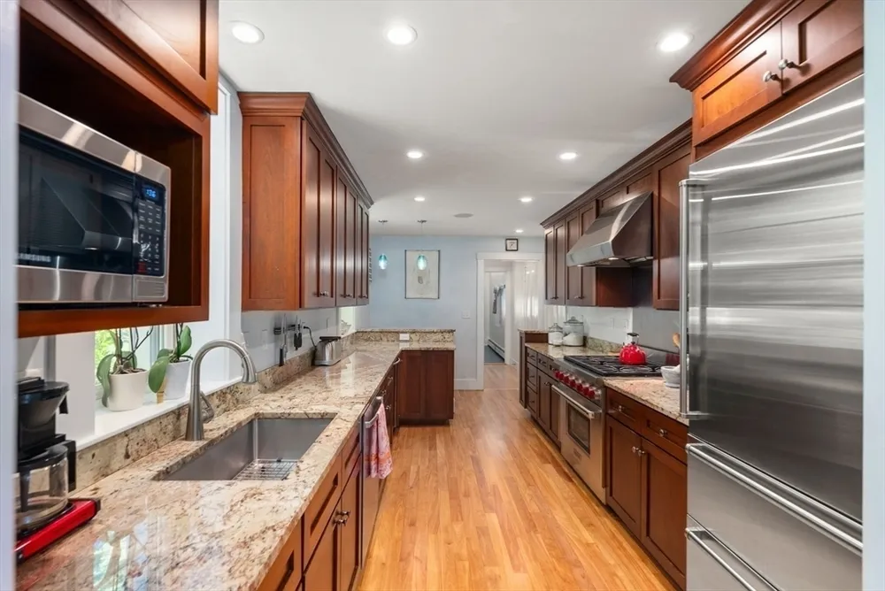 1 Hay Rd, Belmont, MA 02478