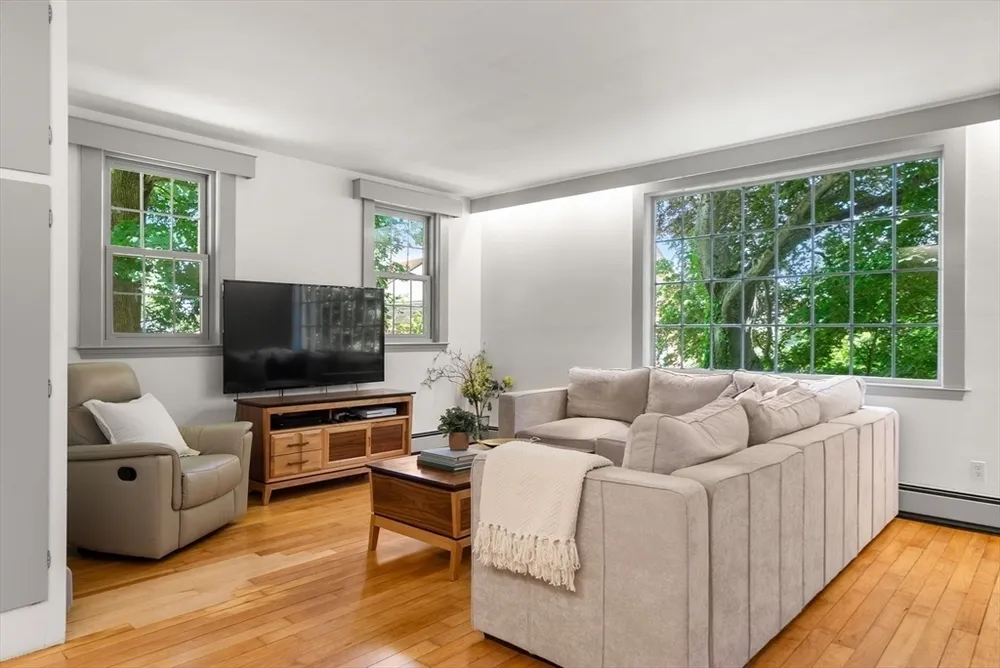 1 Hay Rd, Belmont, MA 02478