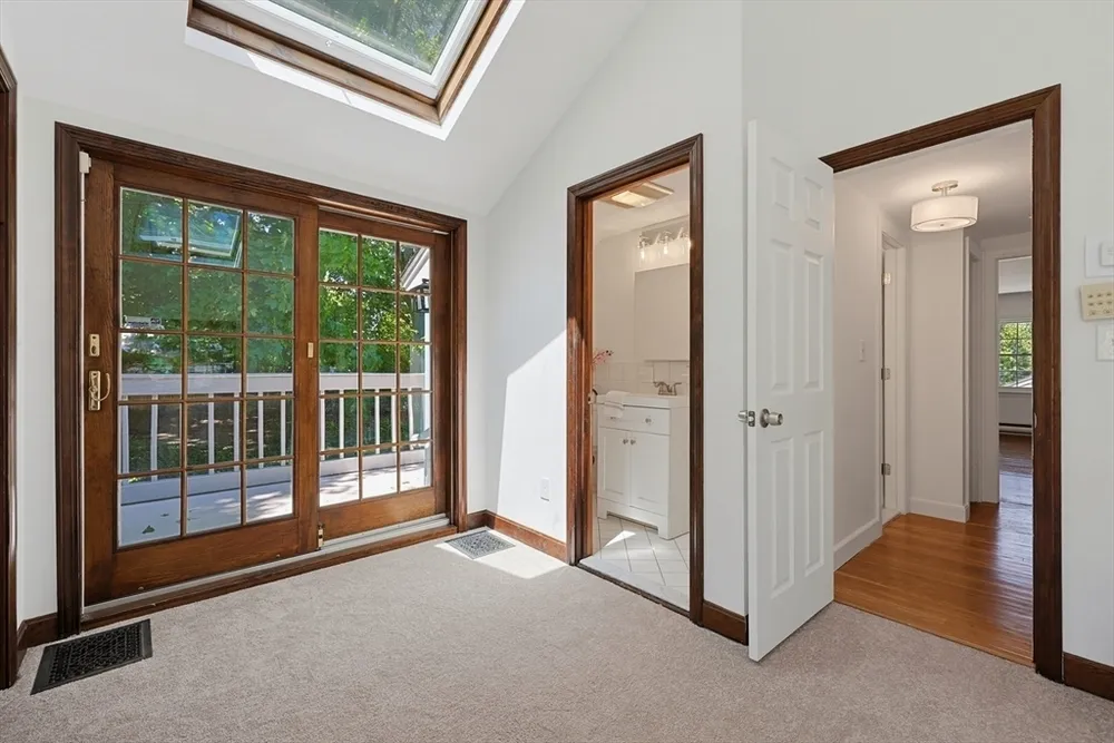 36 Grandview Ave, Melrose, MA 02176