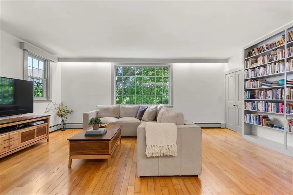 1 Hay Rd, Belmont, MA 02478