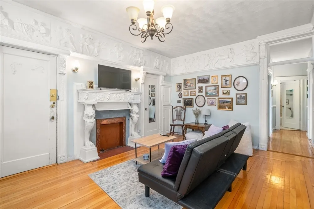 15 Bellvista Rd, Boston, MA 02135