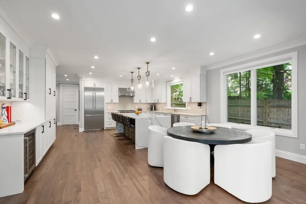 1058 Beacon St, Newton, MA 02459