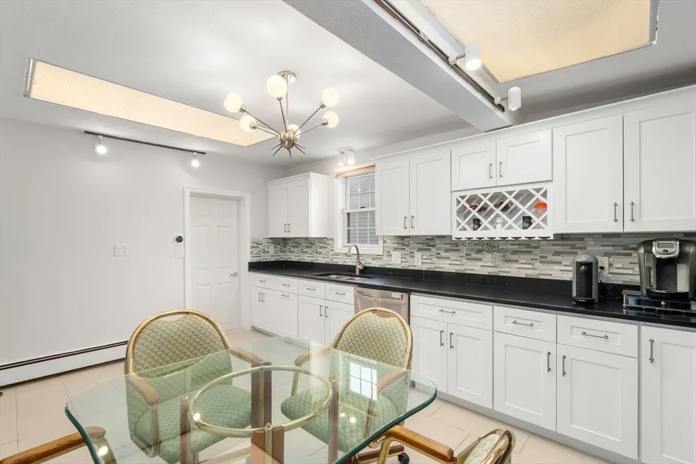 27 Windom St, Boston, MA 02134
