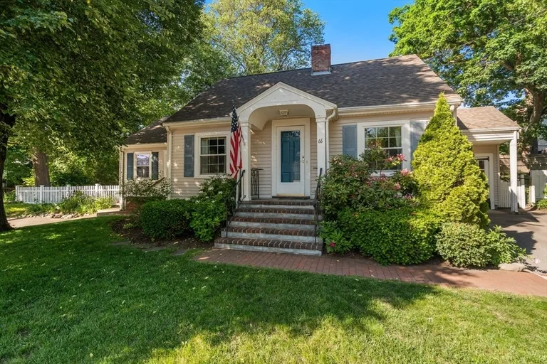 66 Sprague St, Dedham, MA 02026