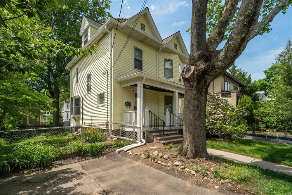 108 Langdon Ave, Watertown, MA 02472