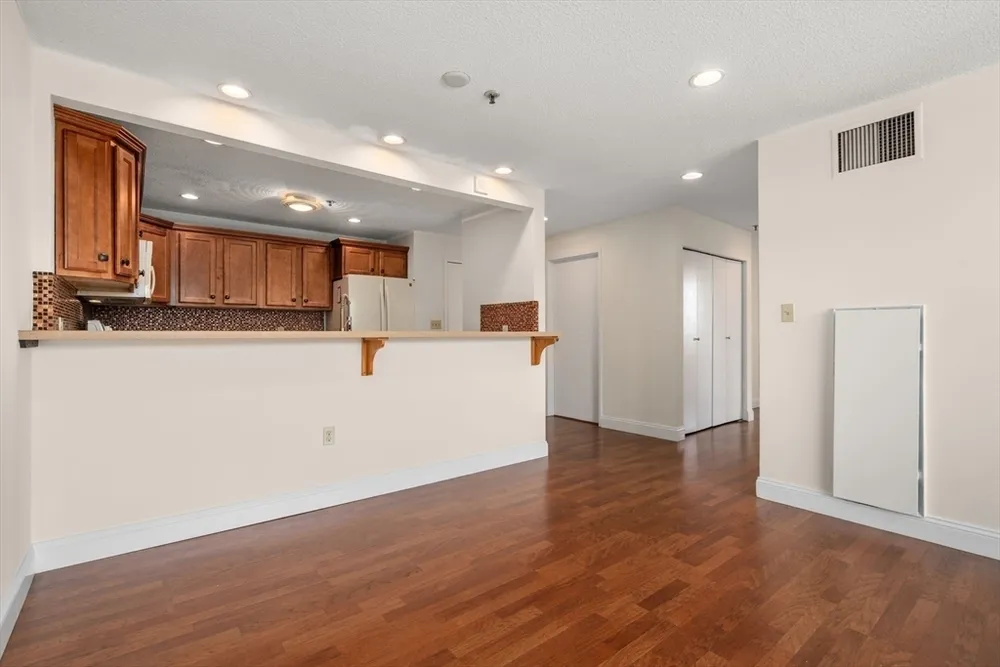 1 Adams St, Quincy, MA 02169