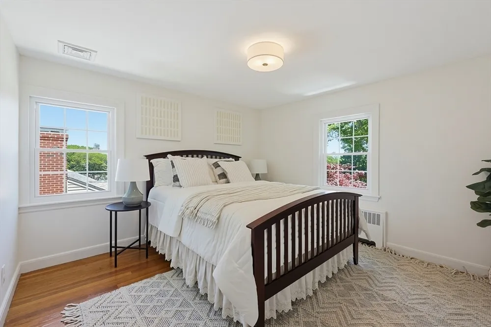 36 Grandview Ave, Melrose, MA 02176