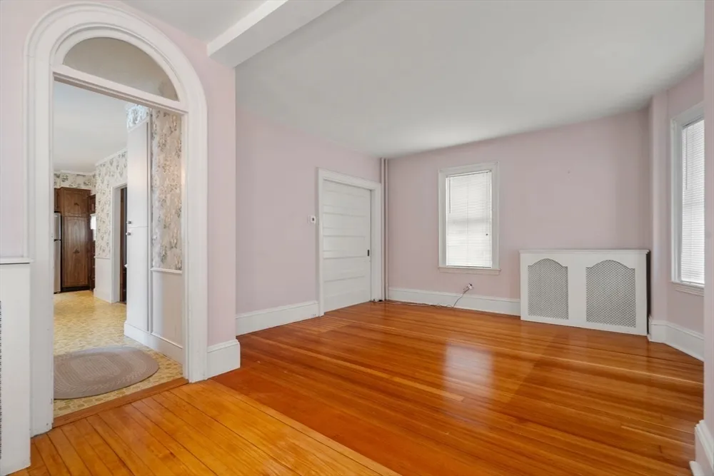 108 Langdon Ave, Watertown, MA 02472
