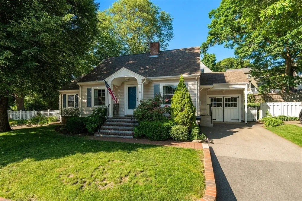 66 Sprague St, Dedham, MA 02026