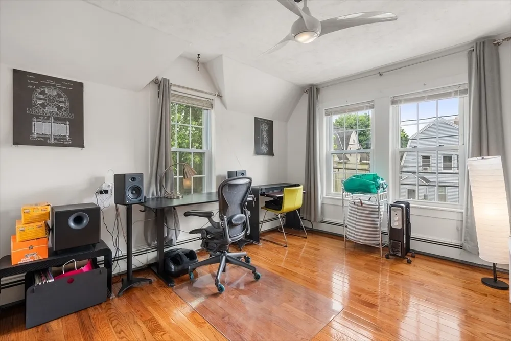 27 Windom St, Boston, MA 02134