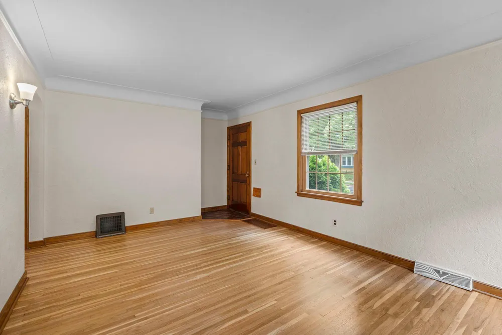 5750 Pleasant Ave, Minneapolis, MN 55419