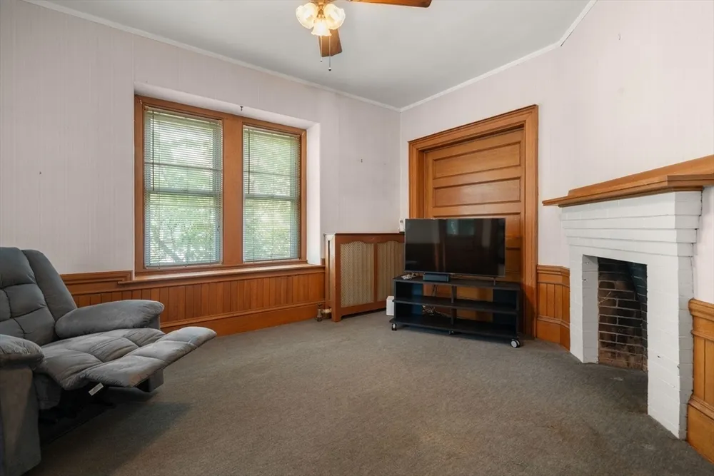 108 Langdon Ave, Watertown, MA 02472