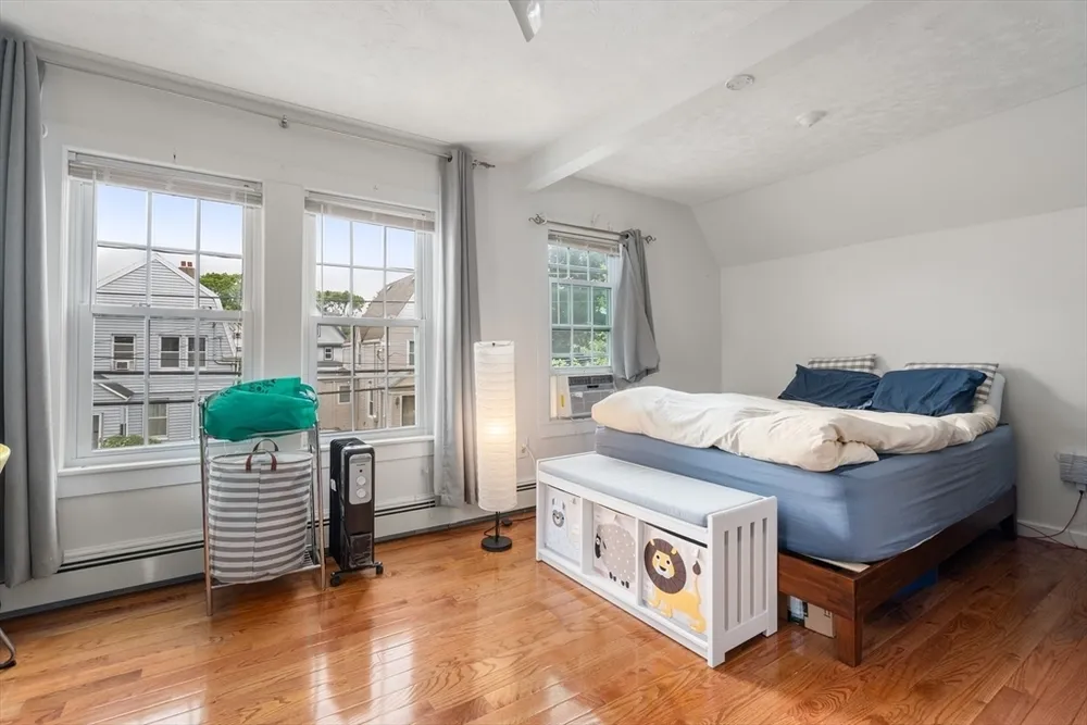 27 Windom St, Boston, MA 02134