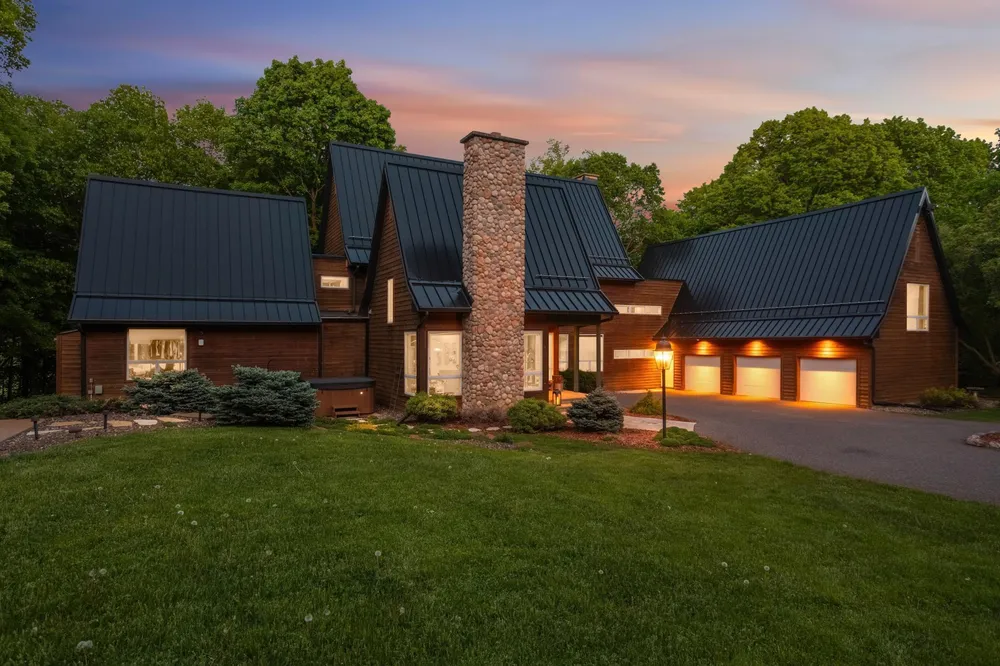 2022 Medina Rd, Medina, MN 55340