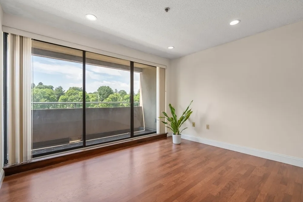 1 Adams St, Quincy, MA 02169