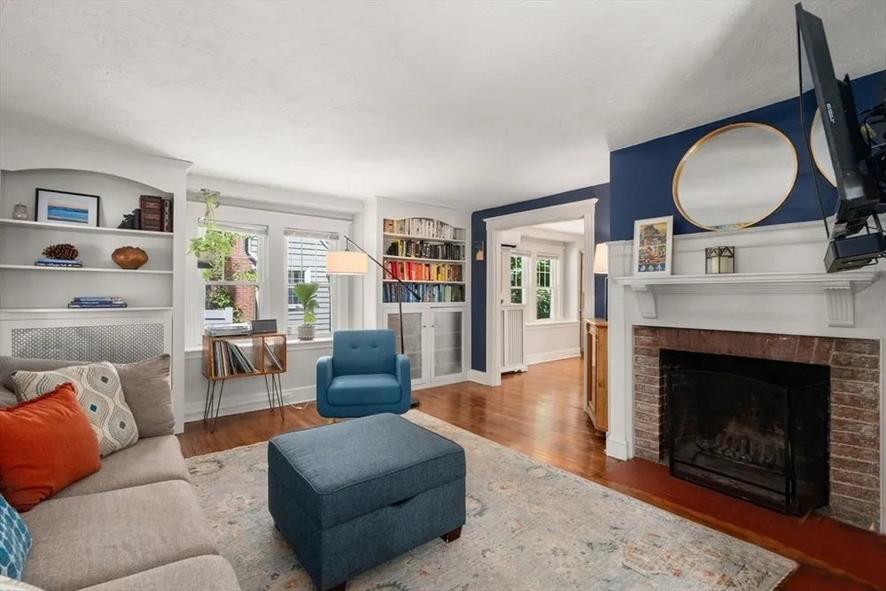 48 Cedar St, Dedham, MA 02026