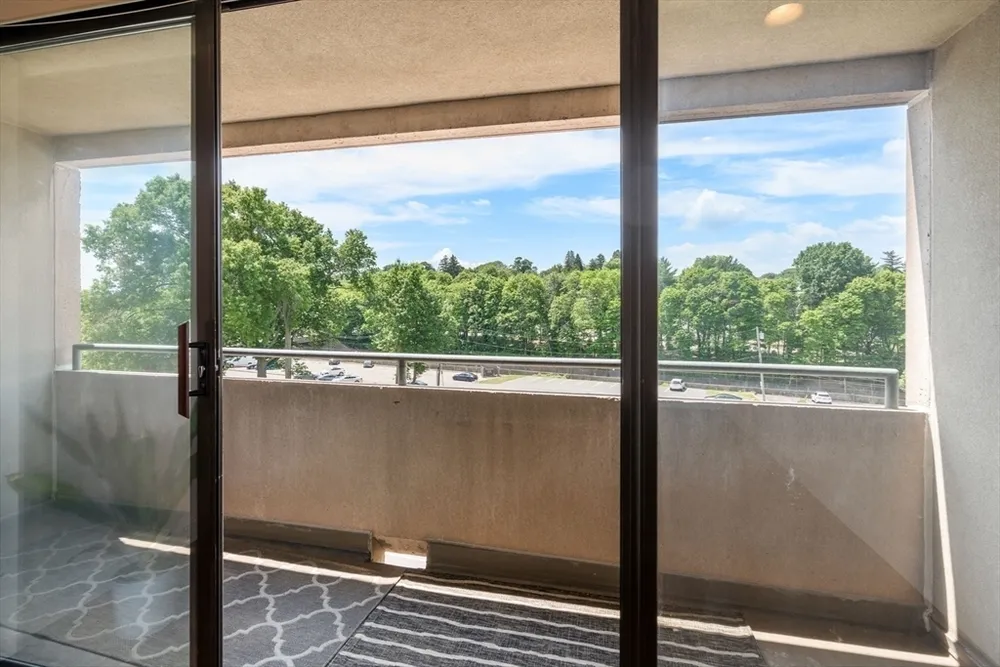 1 Adams St, Quincy, MA 02169