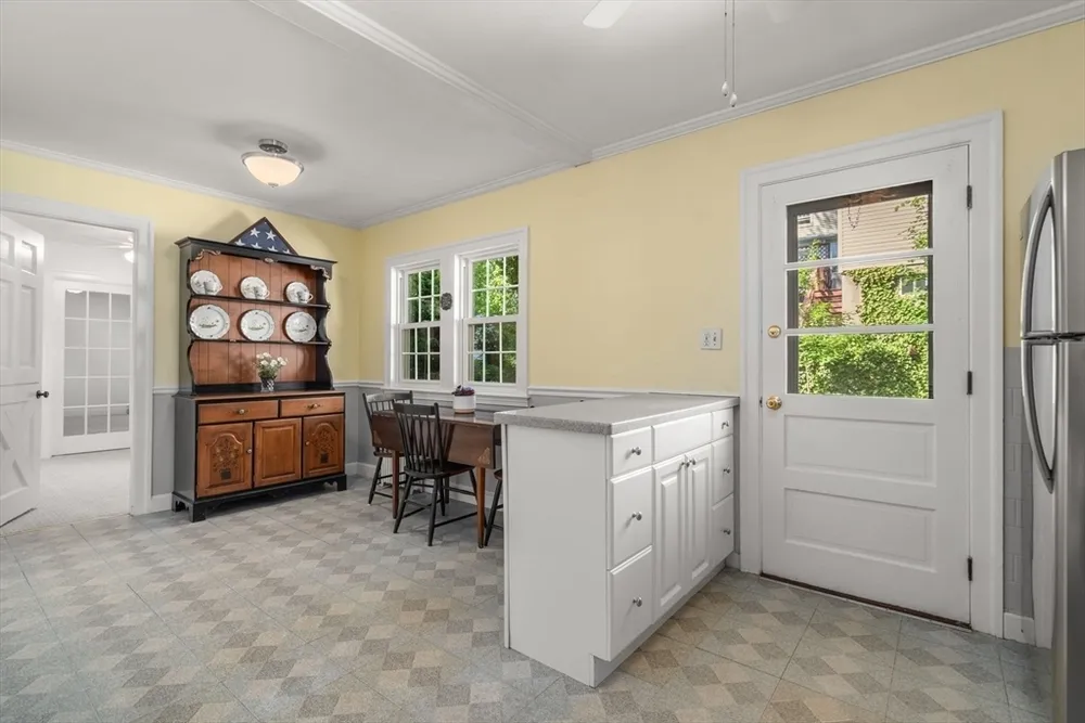 66 Sprague St, Dedham, MA 02026