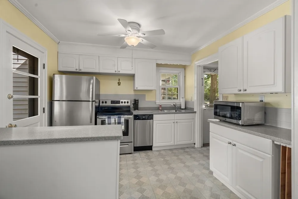 66 Sprague St, Dedham, MA 02026