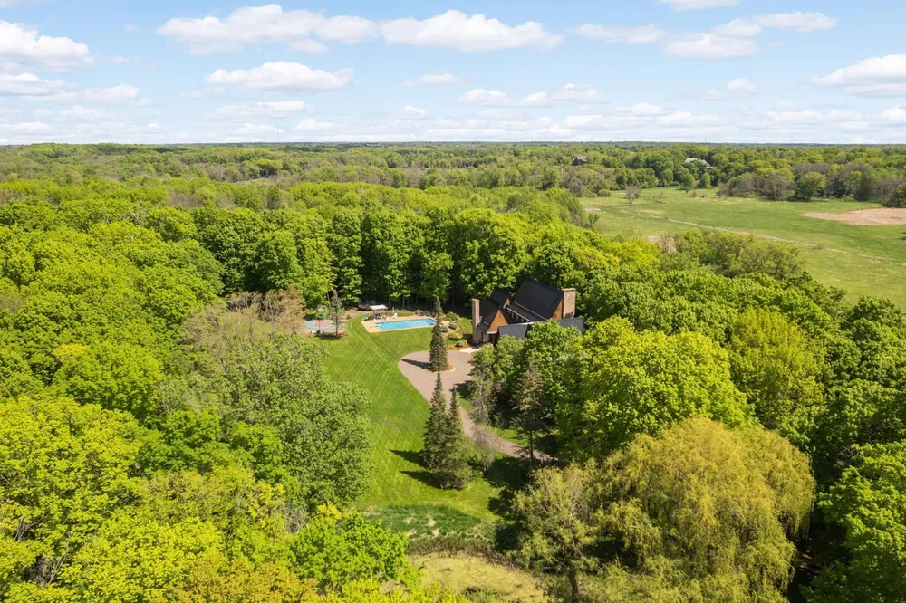 2022 Medina Rd, Medina, MN 55340