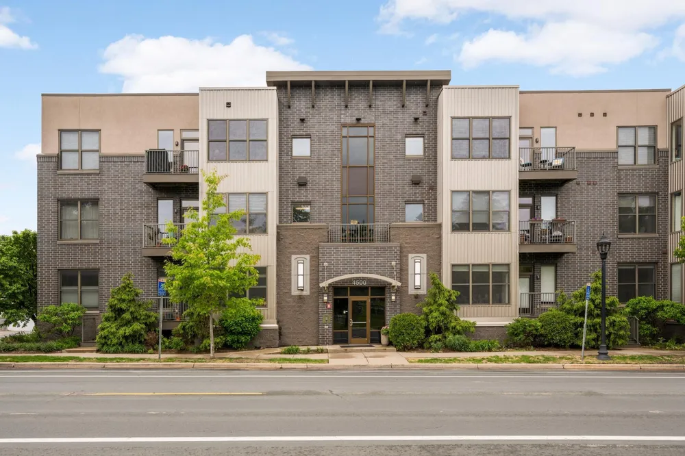 4500 Chicago Ave, Minneapolis, MN 55407