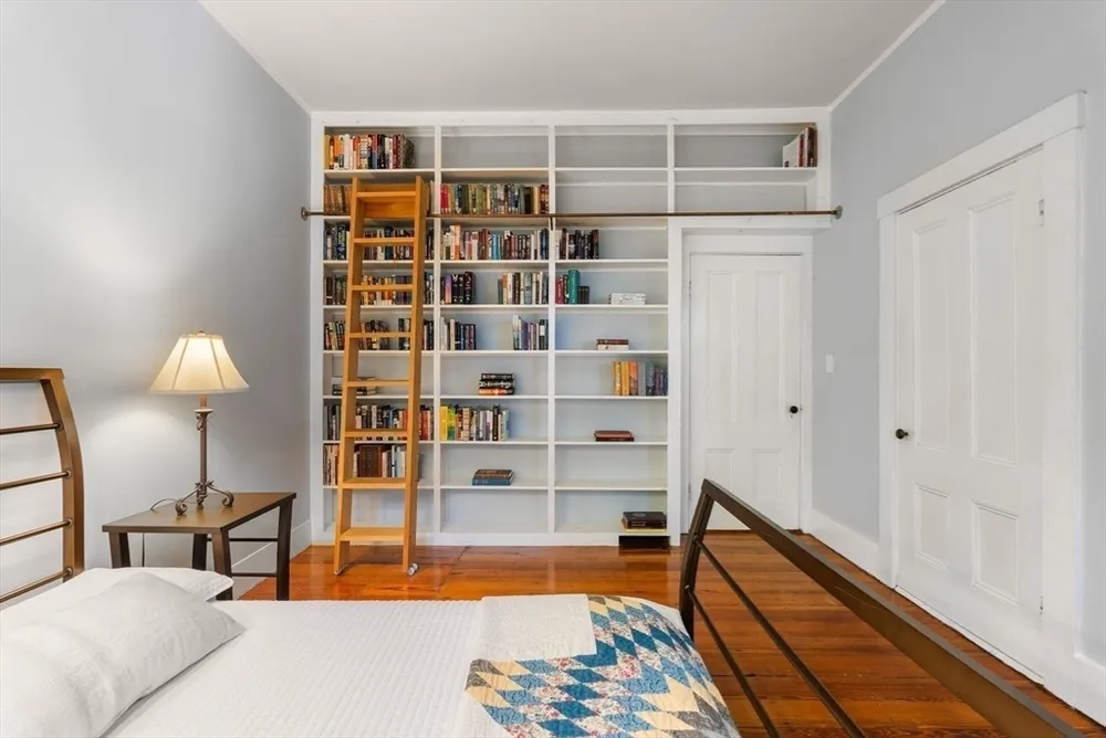 1 Hay Rd, Belmont, MA 02478