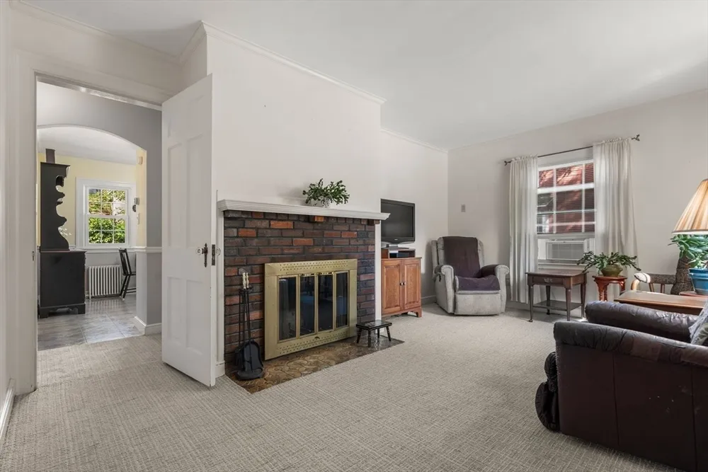 66 Sprague St, Dedham, MA 02026