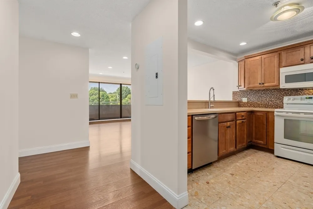 1 Adams St, Quincy, MA 02169