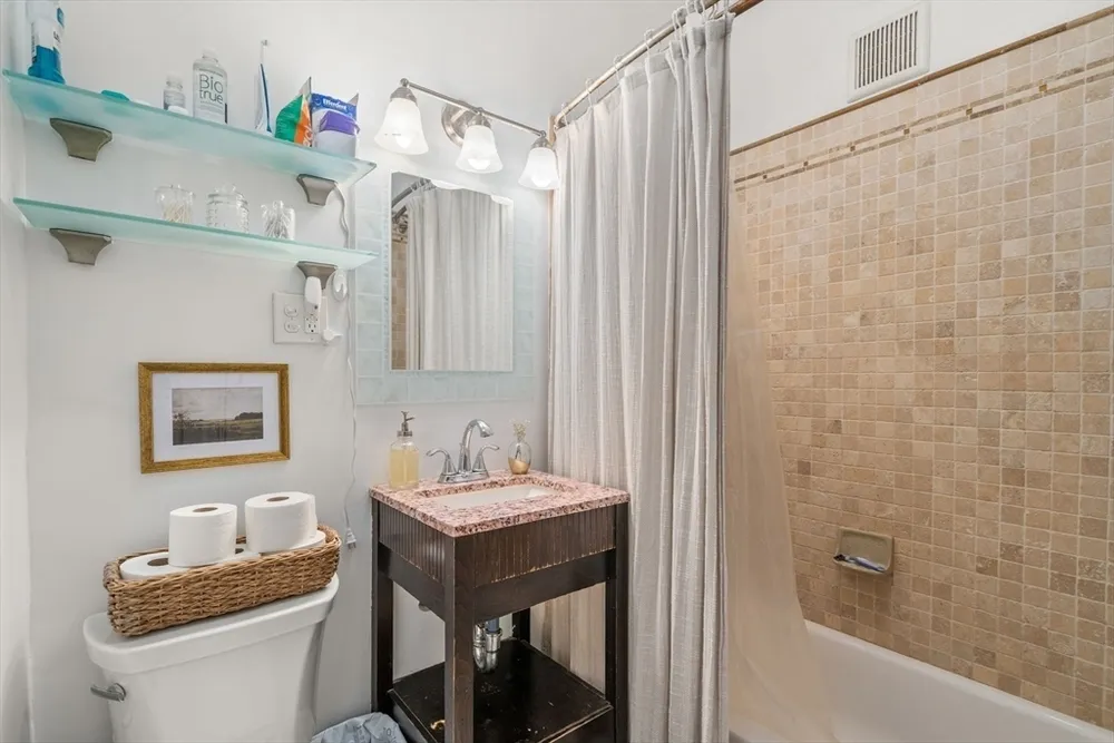 15 Bellvista Rd, Boston, MA 02135