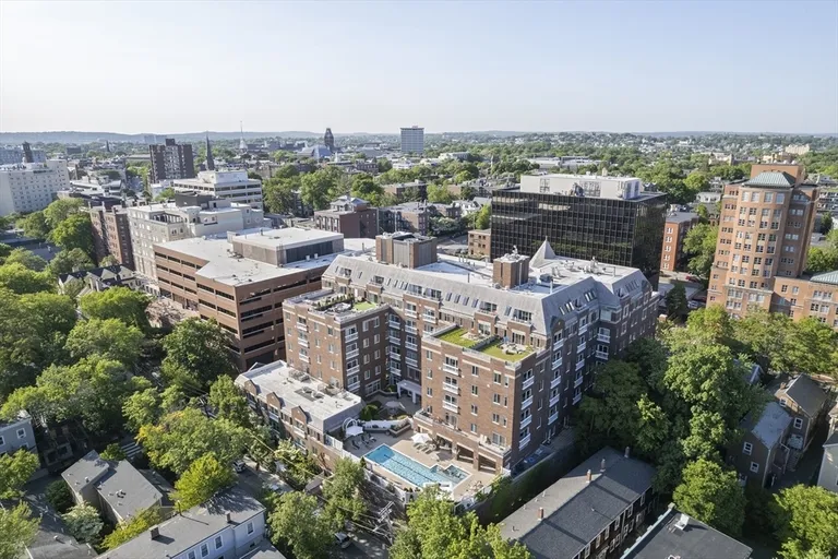 950 Massachusetts Ave, Cambridge, MA 02139
