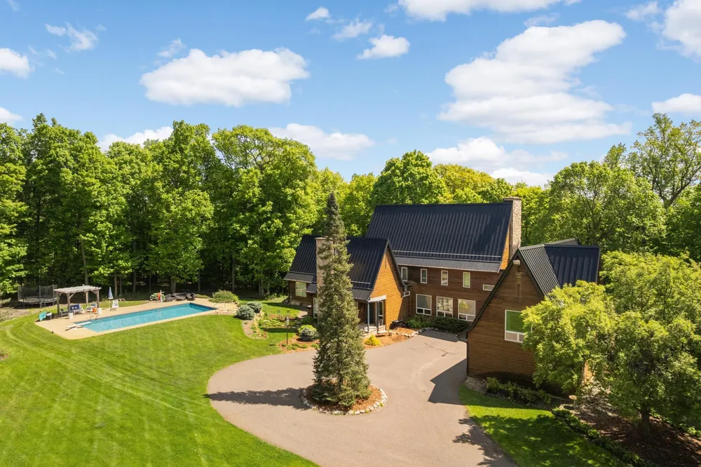 2022 Medina Rd, Medina, MN 55340