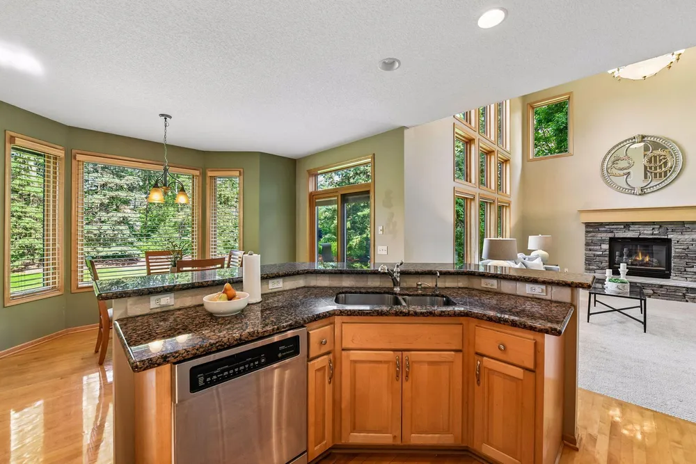 830 Fox Path Ct, Hamel, MN 55340