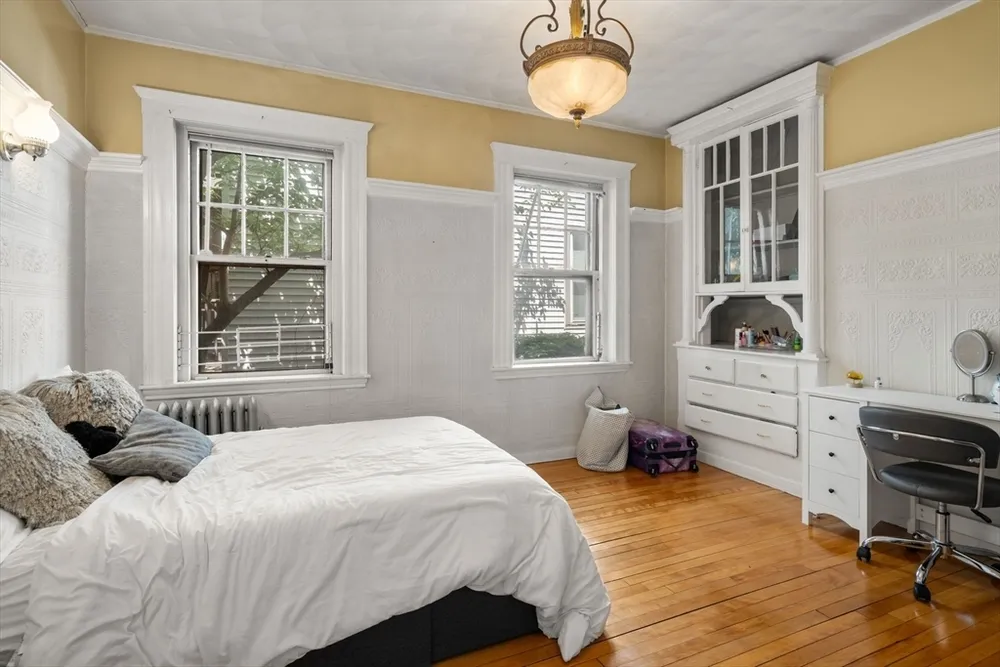 15 Bellvista Rd, Boston, MA 02135