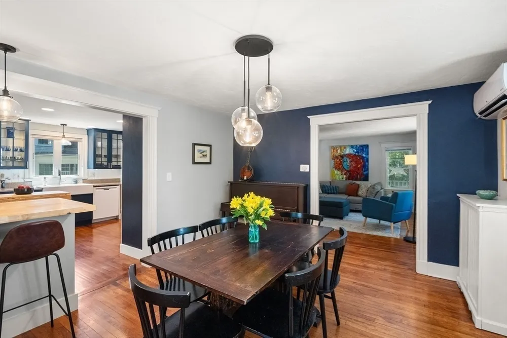 48 Cedar St, Dedham, MA 02026