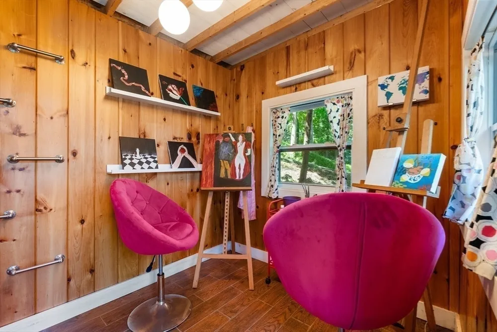 1 Hay Rd, Belmont, MA 02478