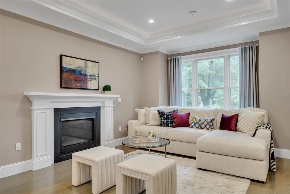112 Osborne Path, Newton, MA 02459
